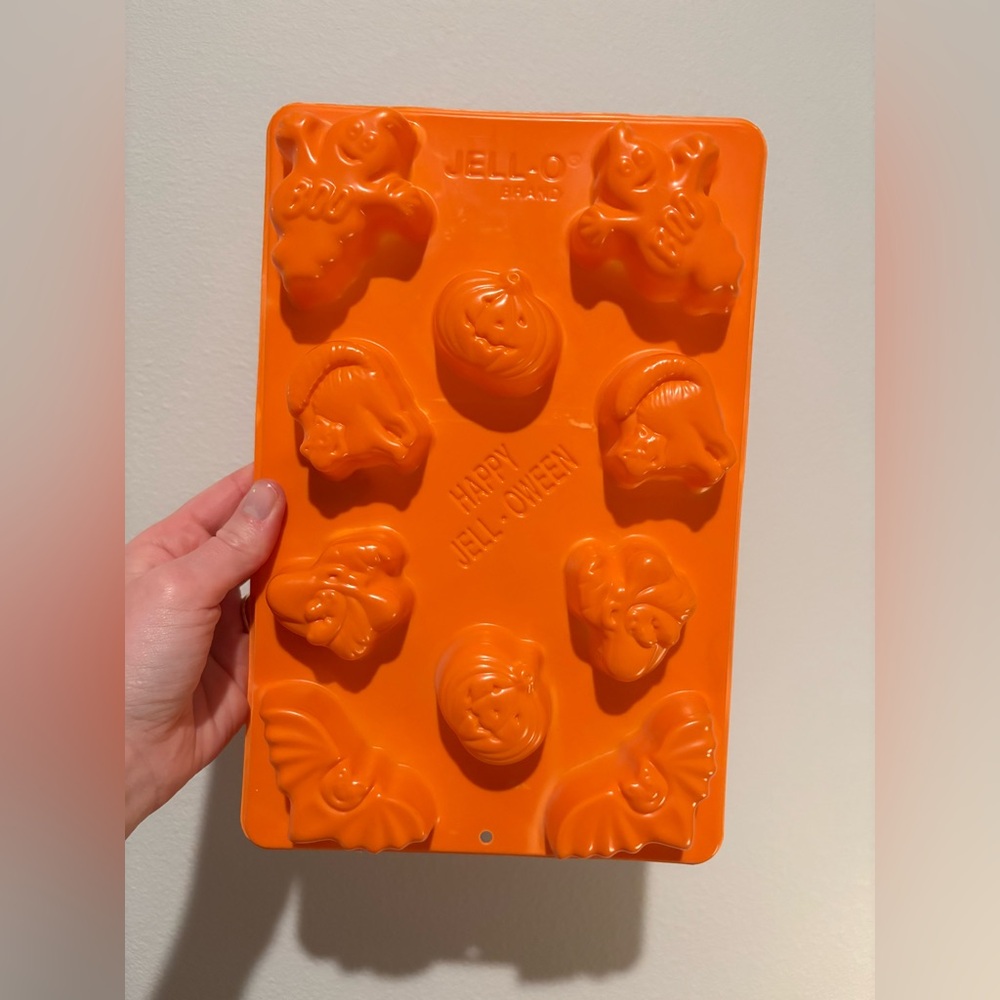 Large Jello Jiggler Halloween Molds Set Witch Bat Pumpkin Cat- Orange